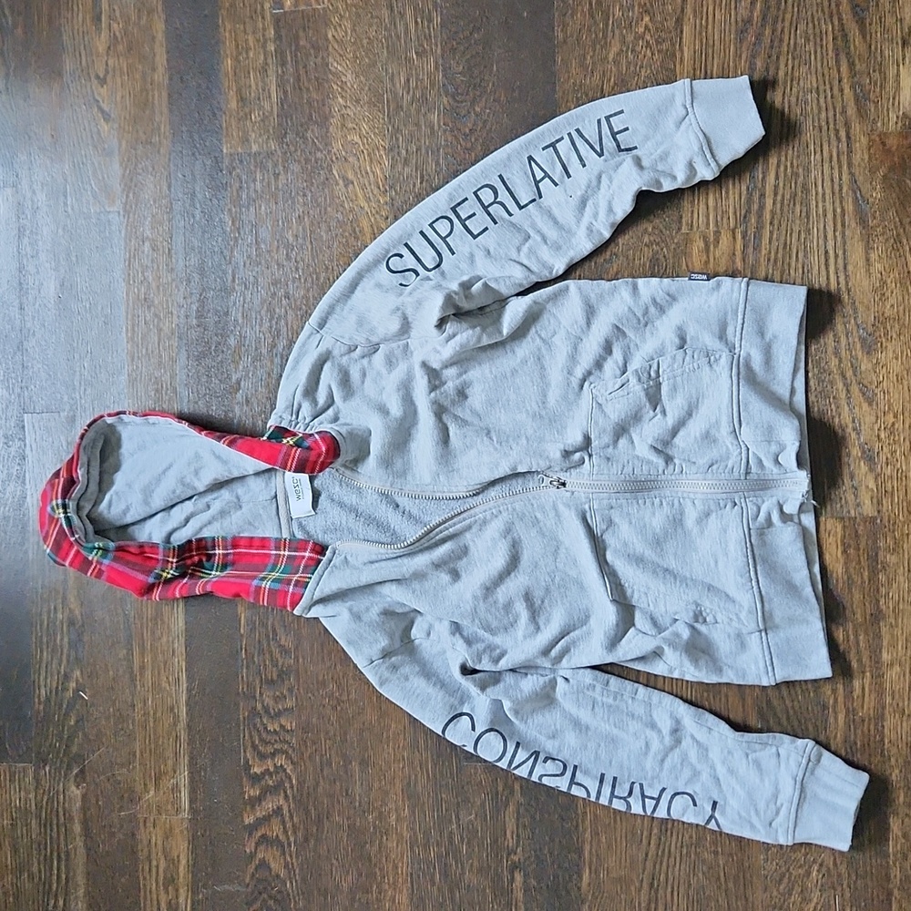 Boys zip up hoodie